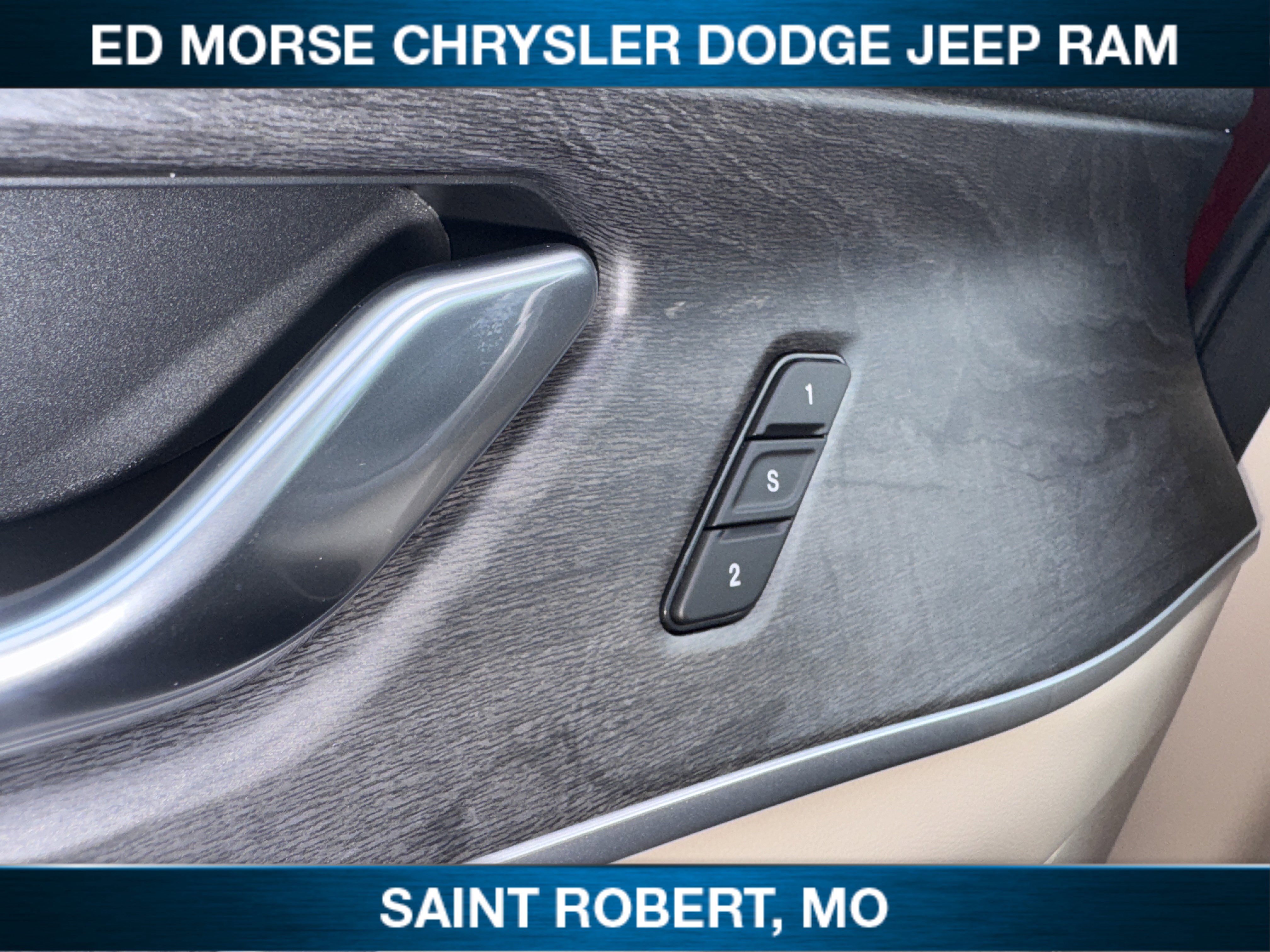 New 2025 Jeep Grand Cherokee L Limited w/ Luxury Tech Group II image 24