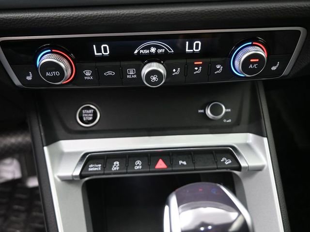 Used 2022 Audi Q3 2.0T Premium AWD/4WD image 6