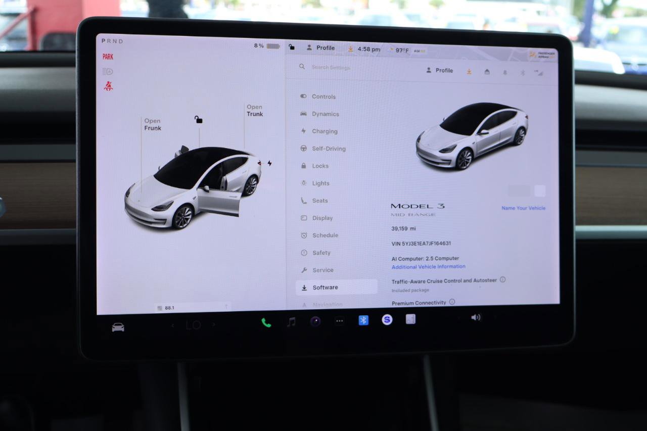 Used 2018 Tesla Model 3 Long Range RWD image 26