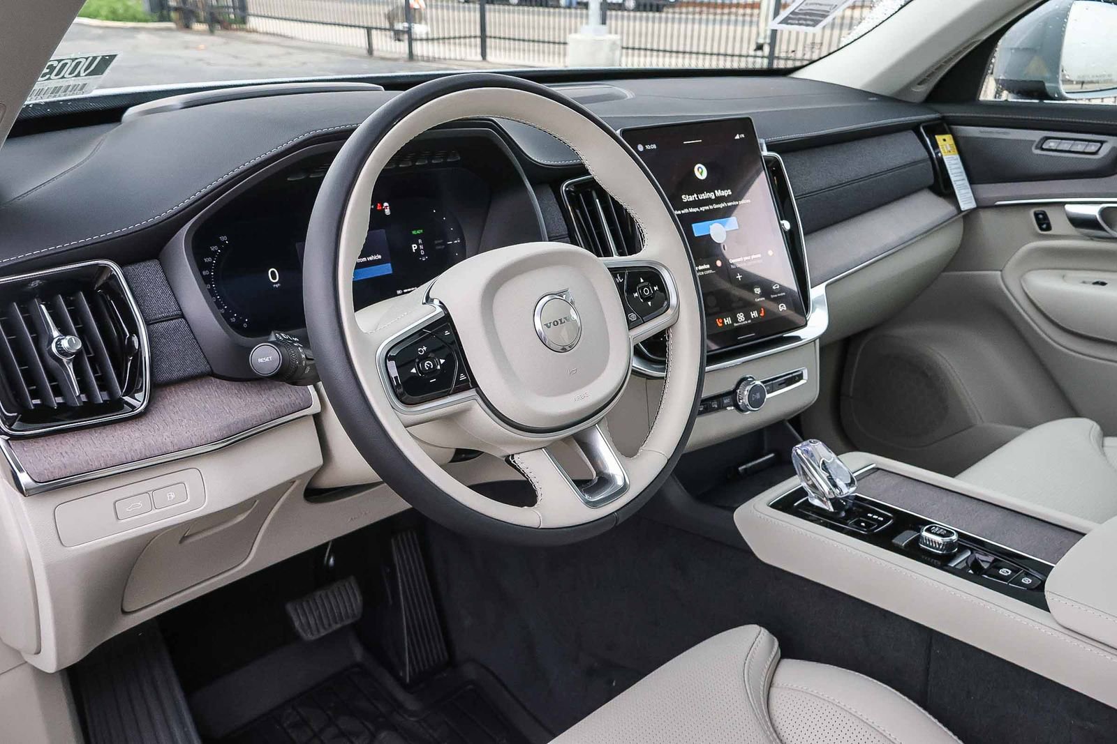 New 2026 Volvo XC90 T8 Ultra w/ Protection Package Premier image 30