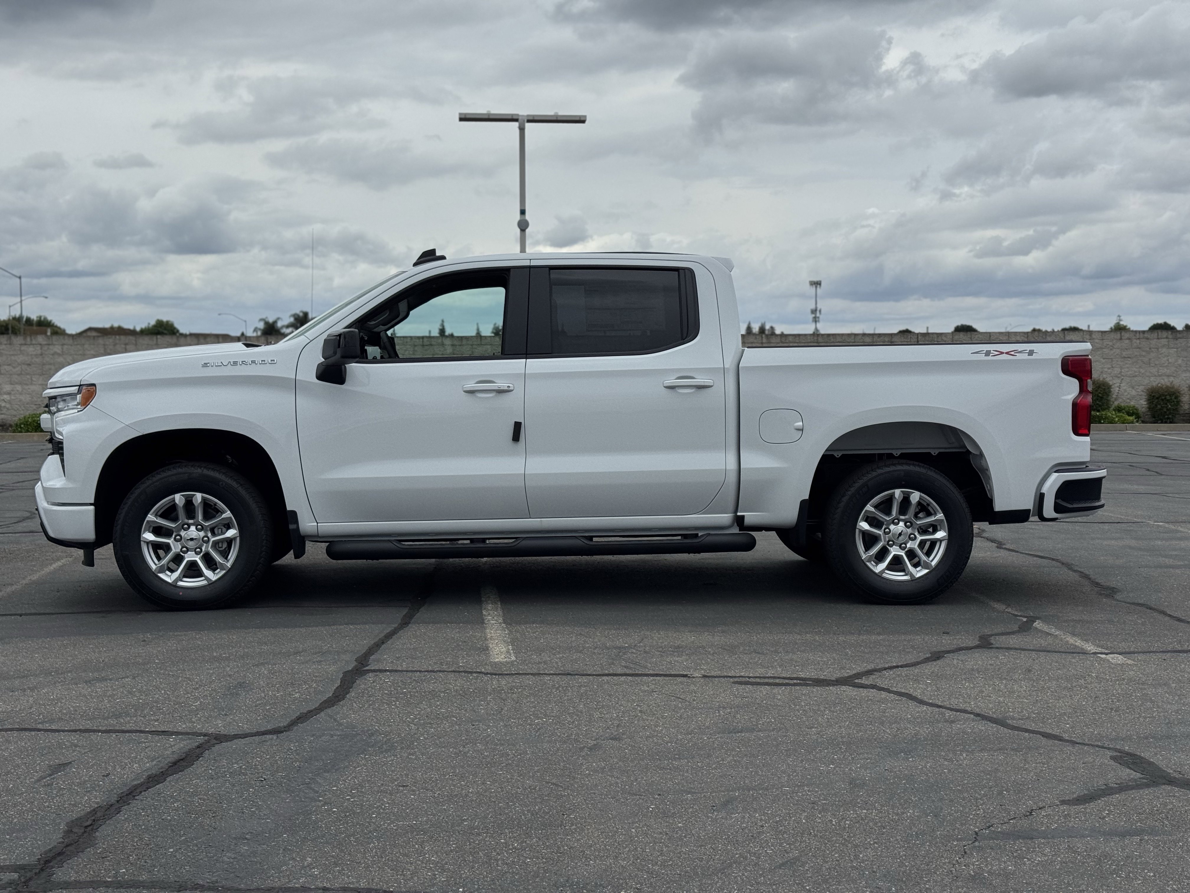 New 2026 Chevrolet Silverado 1500 RST w/ Convenience Package II AWD/4WD image 4