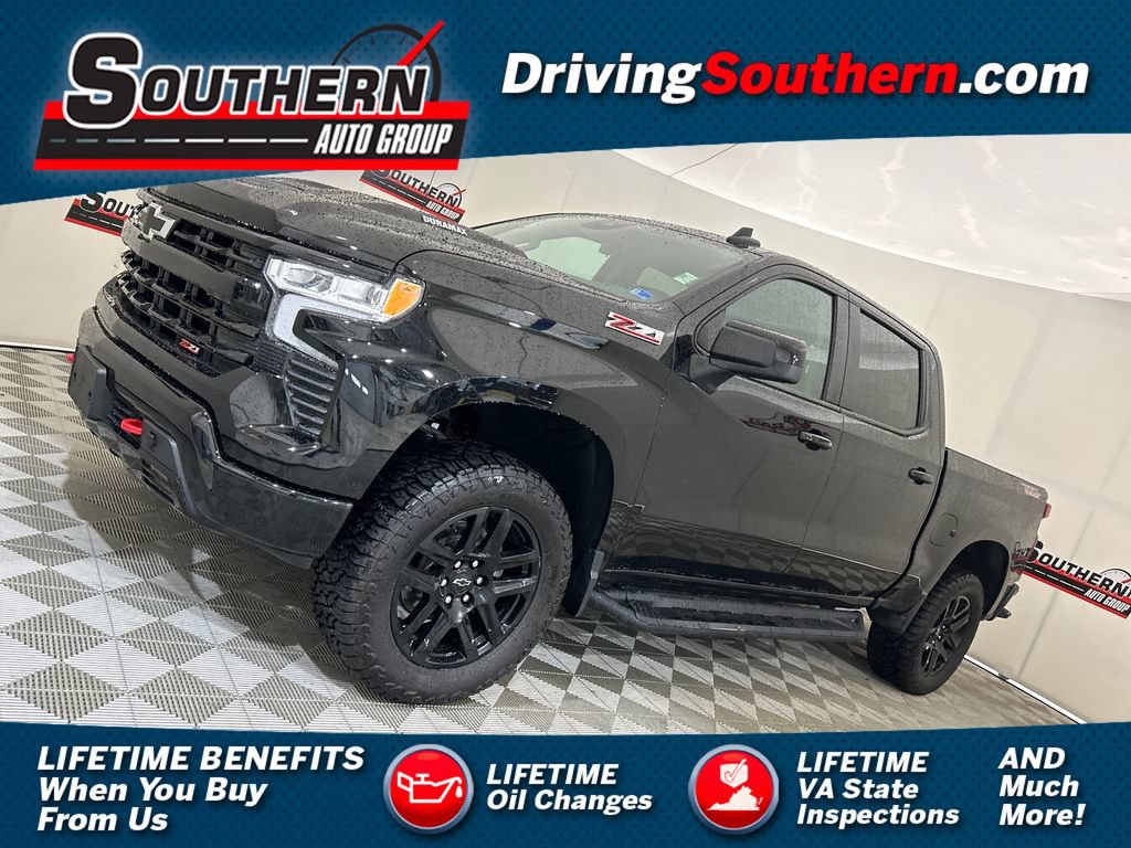 Used 2025 Chevrolet Silverado 1500 LT Trail Boss w/ Convenience Package II AWD/4WD image 1