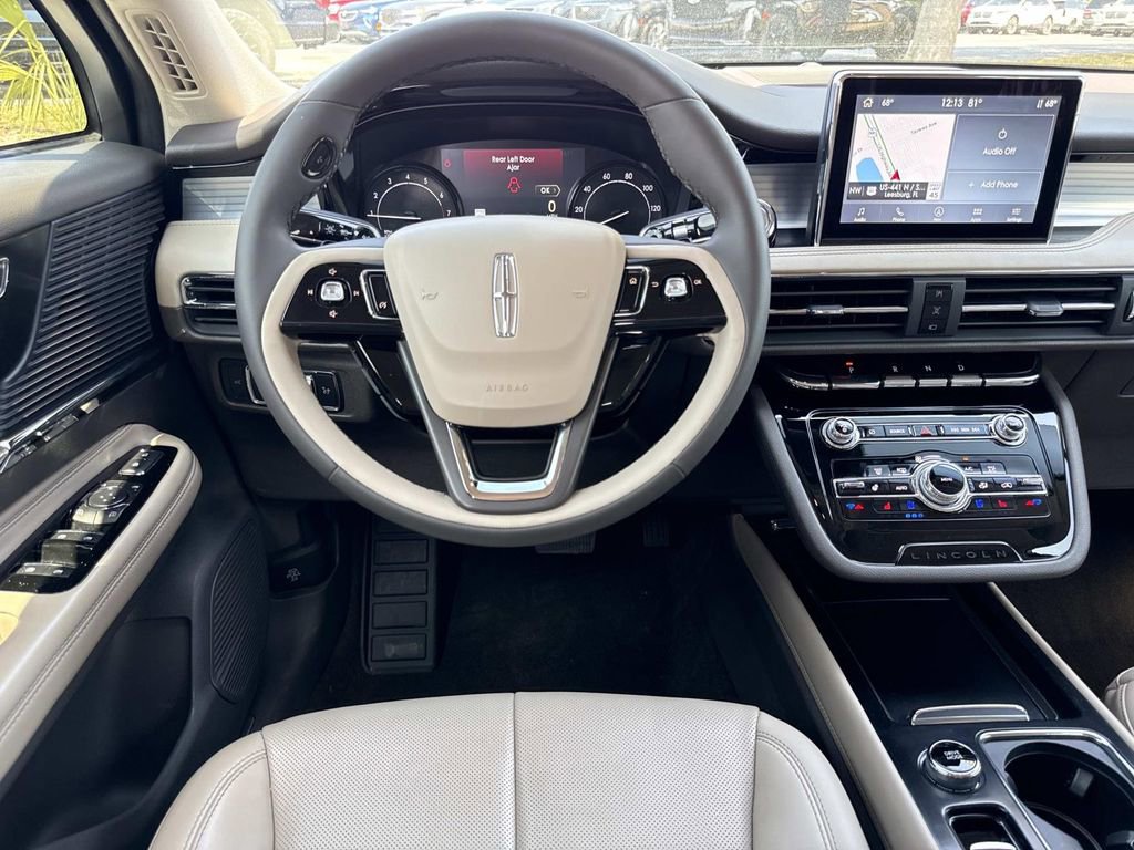 Certified 2022 Lincoln Corsair FWD w/ Equipment Group 101A image 17