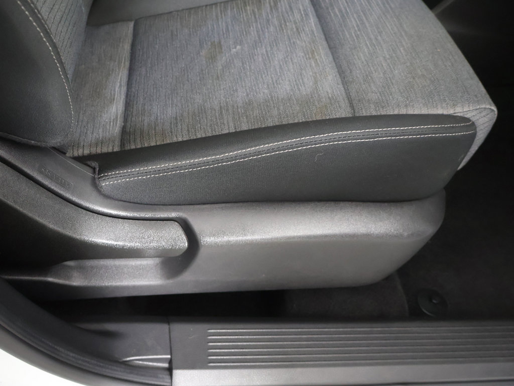 Used 2023 Nissan Rogue SV AWD/4WD image 29
