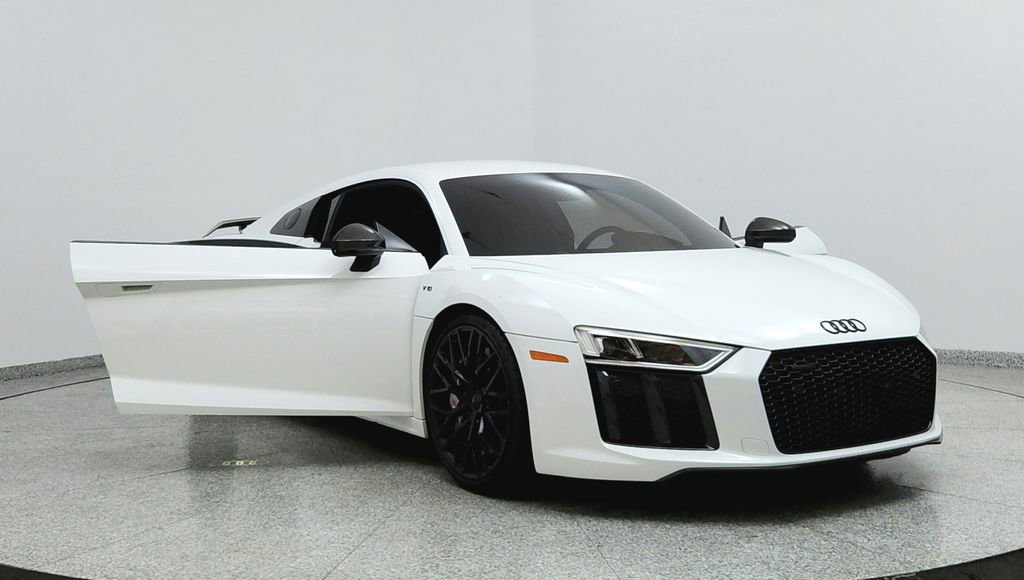Used 2017 Audi R8 V10 plus AWD/4WD image 12