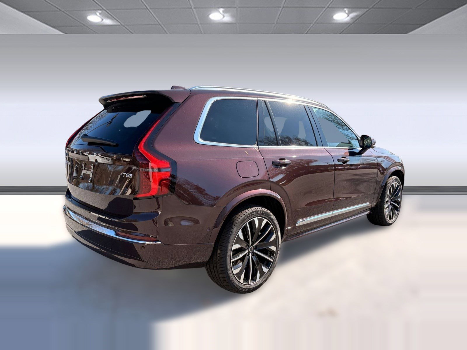 New 2026 Volvo XC90 T8 Plus w/ Protection Package image 9