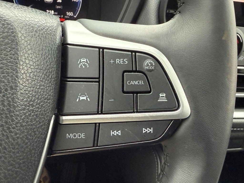 Certified 2025 Toyota Grand Highlander Limited image 23