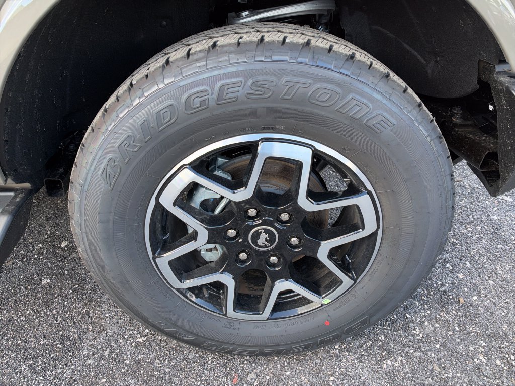 New 2026 Ford Bronco Outer Banks AWD/4WD image 11