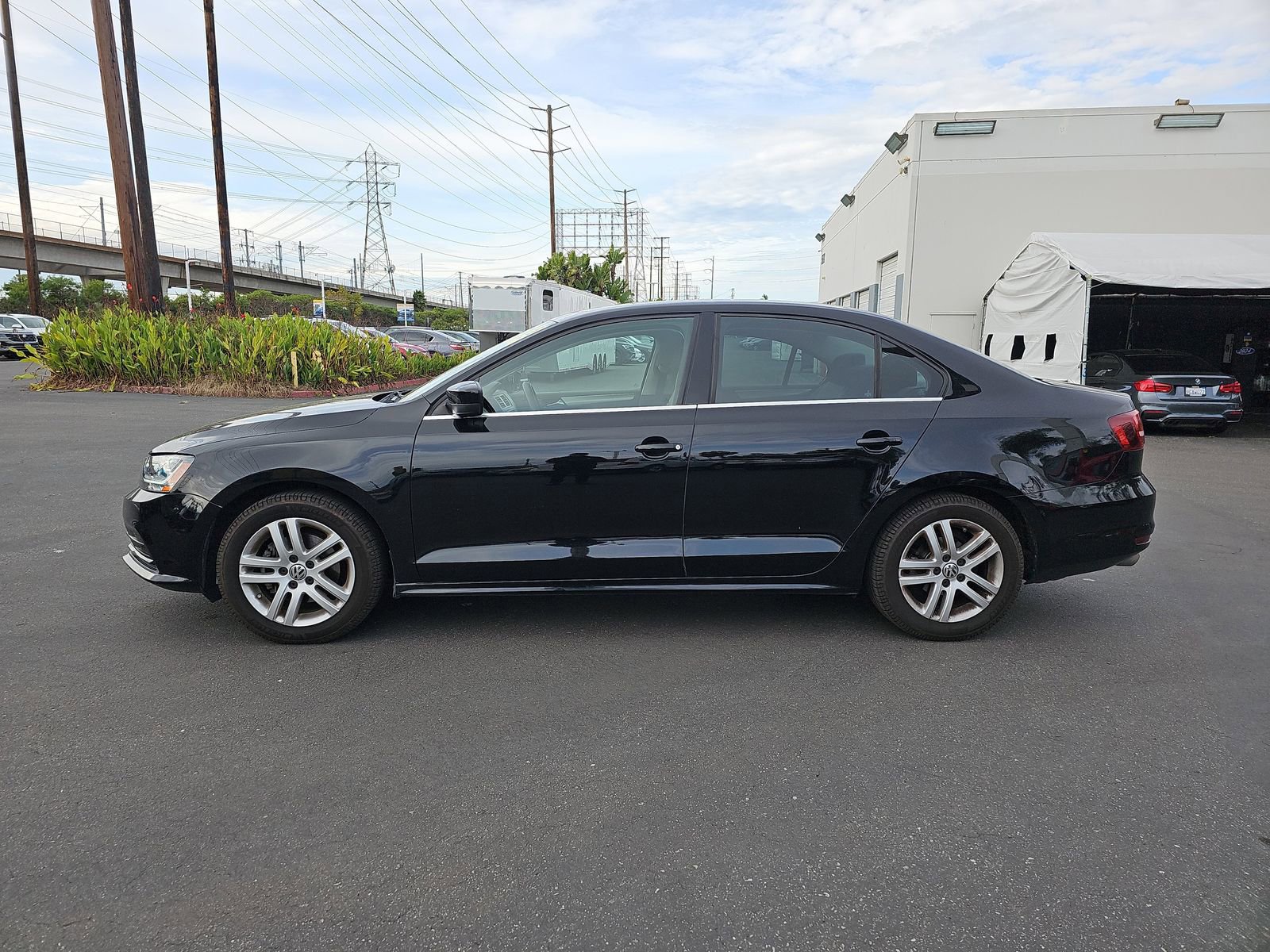Used 2017 Volkswagen Jetta S image 8