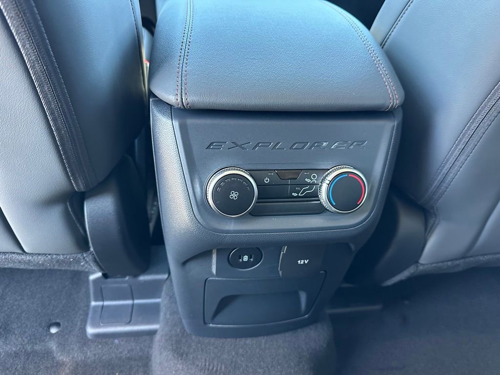 New 2026 Ford Explorer Active w/ Active Comfort Package image 25