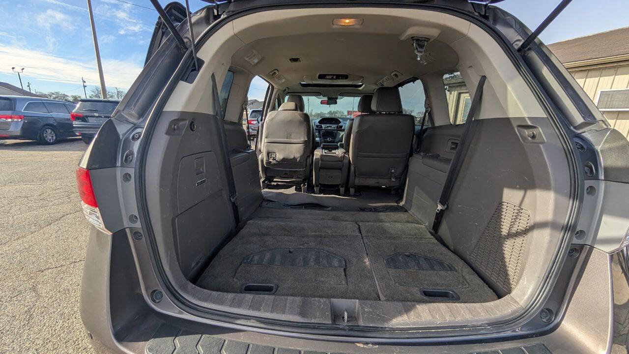 Used 2016 Honda Odyssey Touring Elite image 13