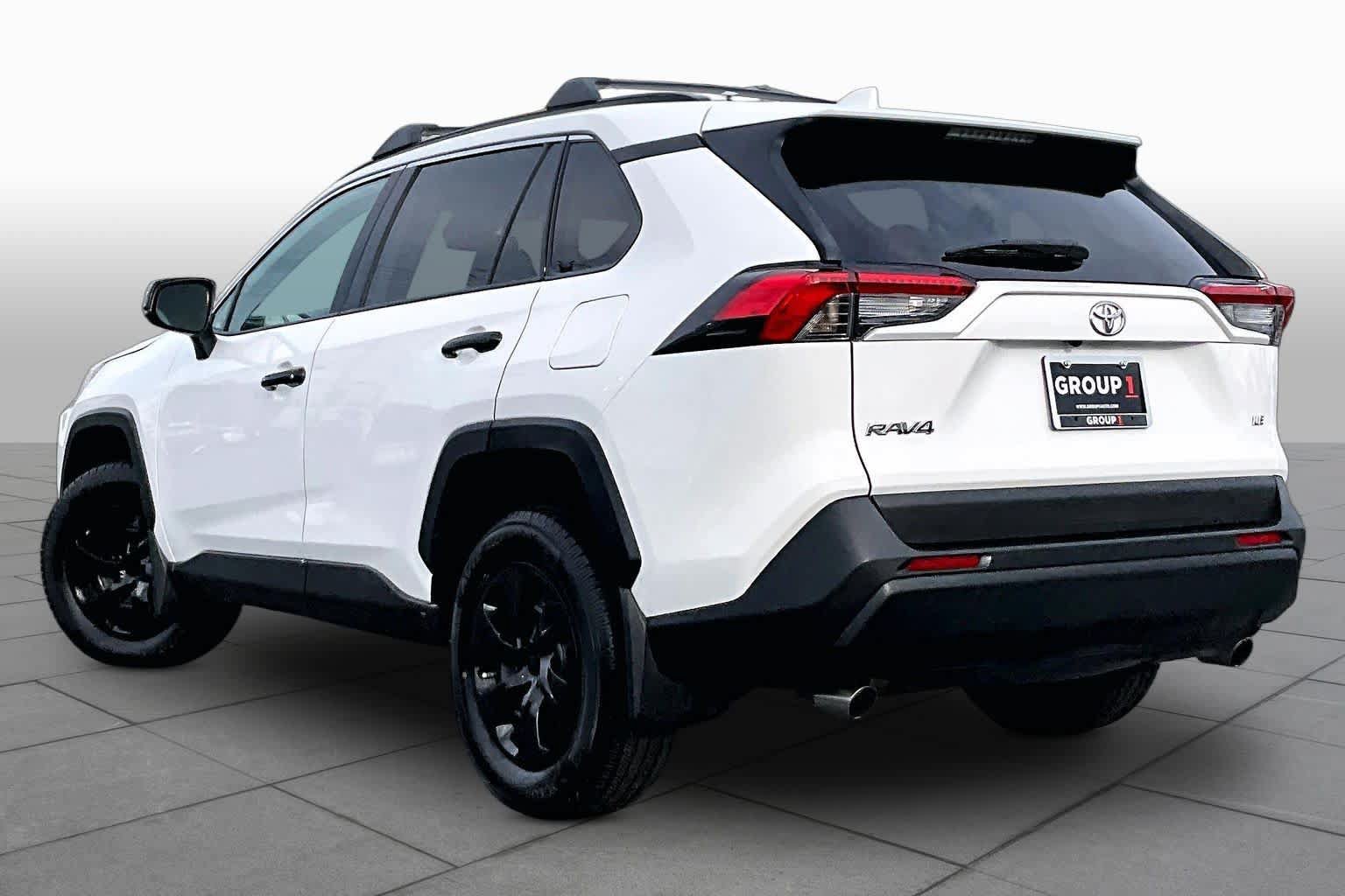 Used 2020 Toyota RAV4 LE w/ All Weather Liner Package FWD image 12