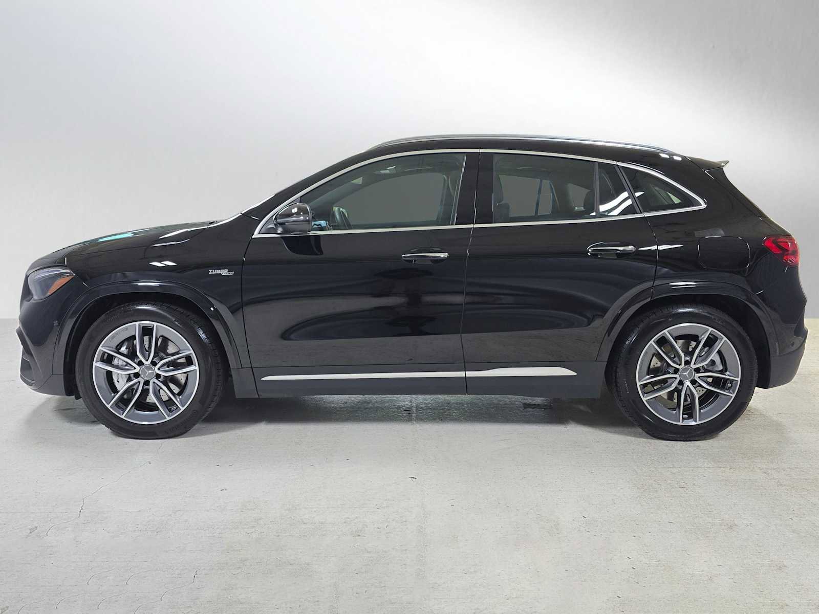 Used 2024 Mercedes-Benz GLA 35 AMG 4MATIC image 6