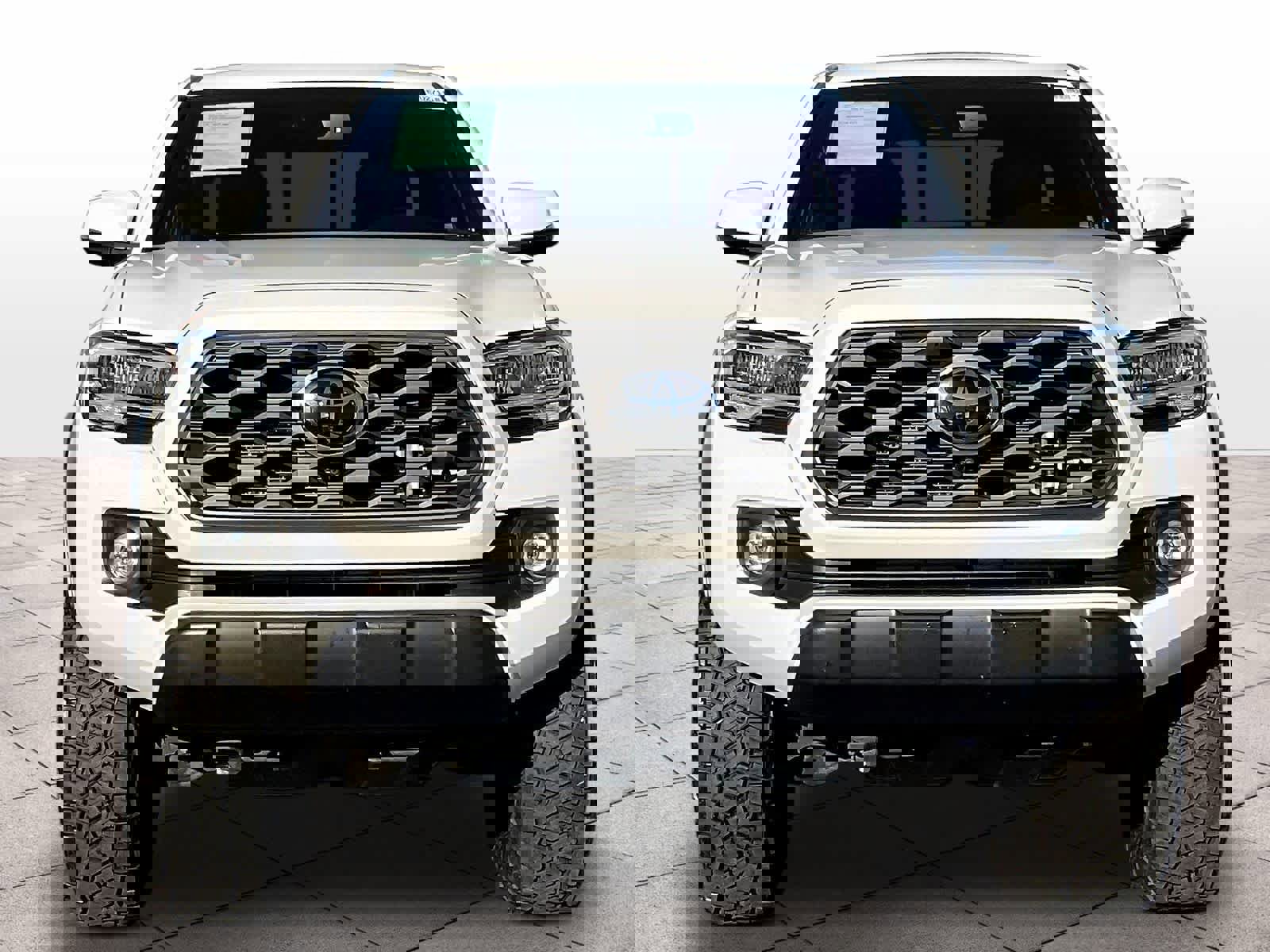 Used 2022 Toyota Tacoma TRD Off-Road w/ TRD Premium Off Road Package image 3