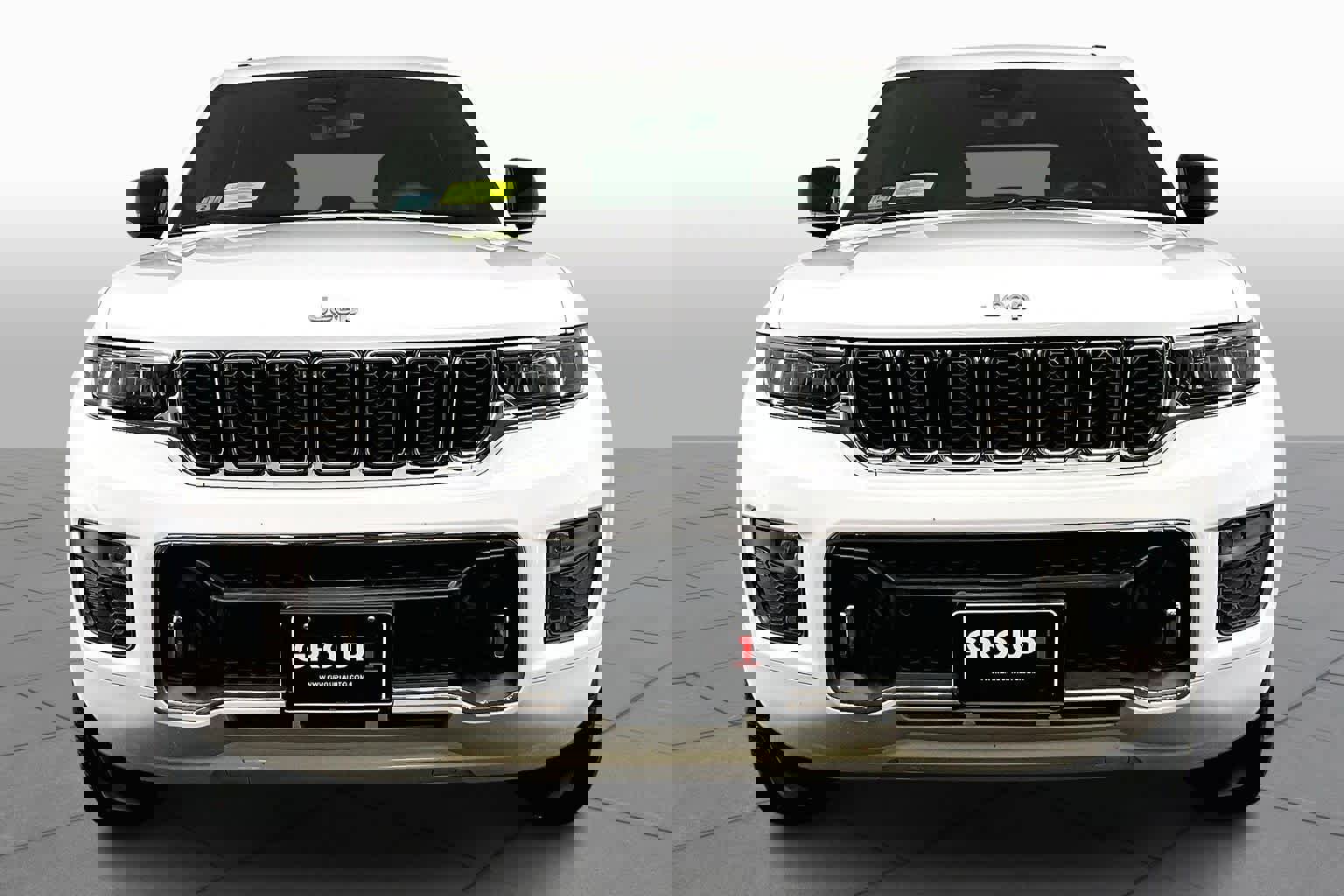 Used 2025 Jeep Grand Cherokee Overland w/ Trailer Tow Package image 3