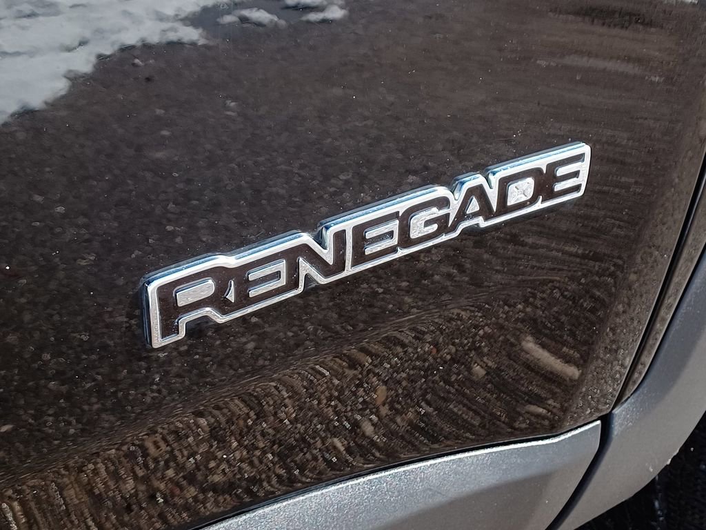Used 2016 Jeep Renegade Limited image 6