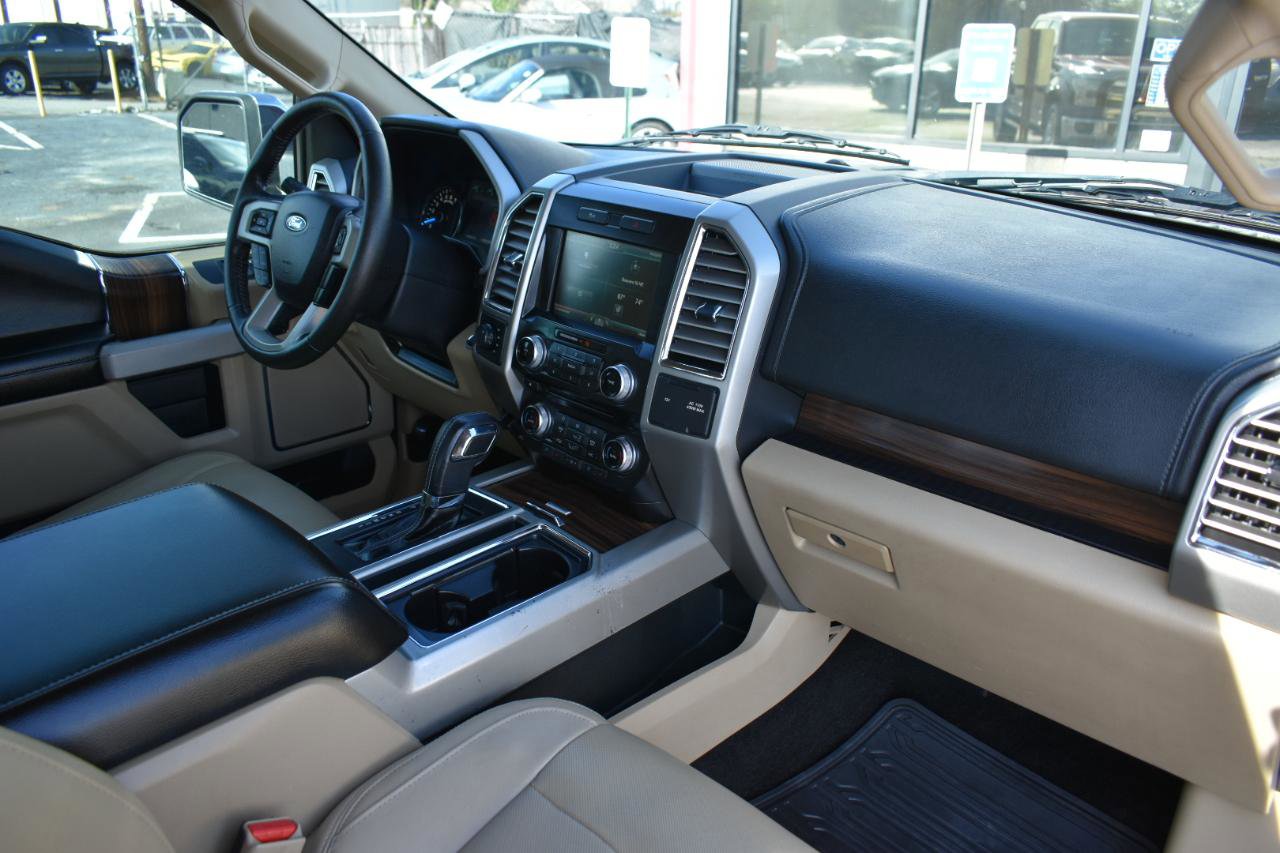 Used 2015 Ford F150 Lariat w/ Equipment Group 502A Luxury AWD/4WD image 14