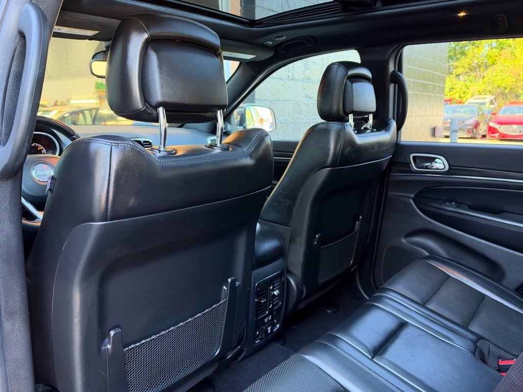 Used 2019 Jeep Grand Cherokee Limited w/ Luxury Group II AWD/4WD image 12