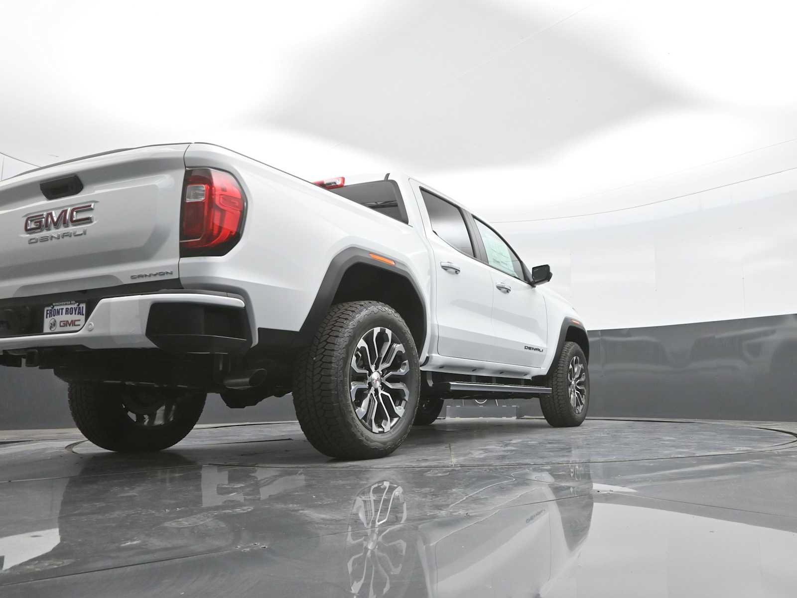 New 2026 GMC Canyon Denali AWD/4WD image 41