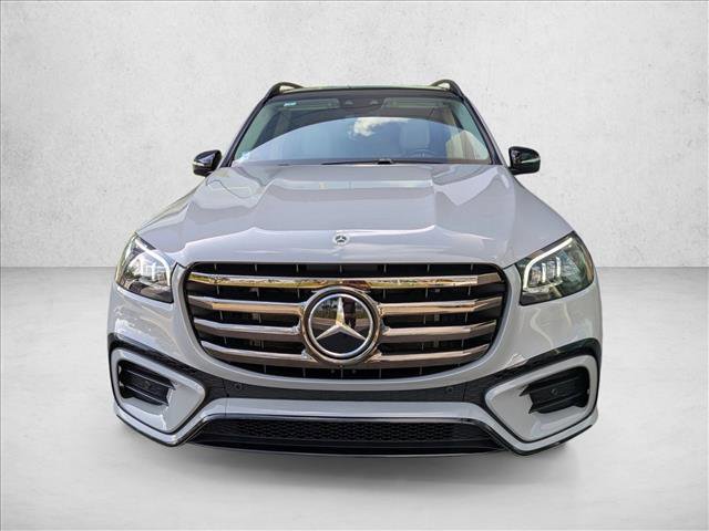 Used 2024 Mercedes-Benz GLS 450 4MATIC image 2