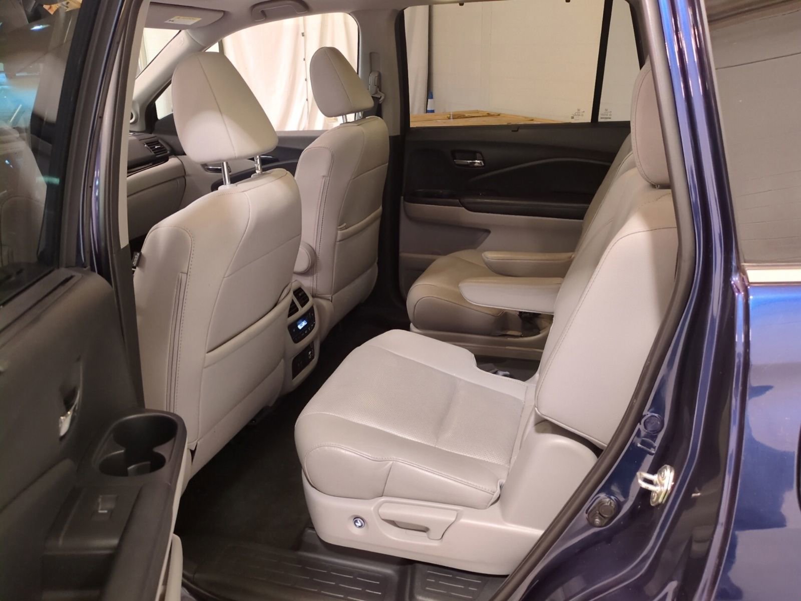 Used 2019 Honda Pilot Elite image 14