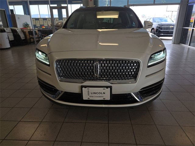 Used 2019 Lincoln Nautilus Reserve image 3