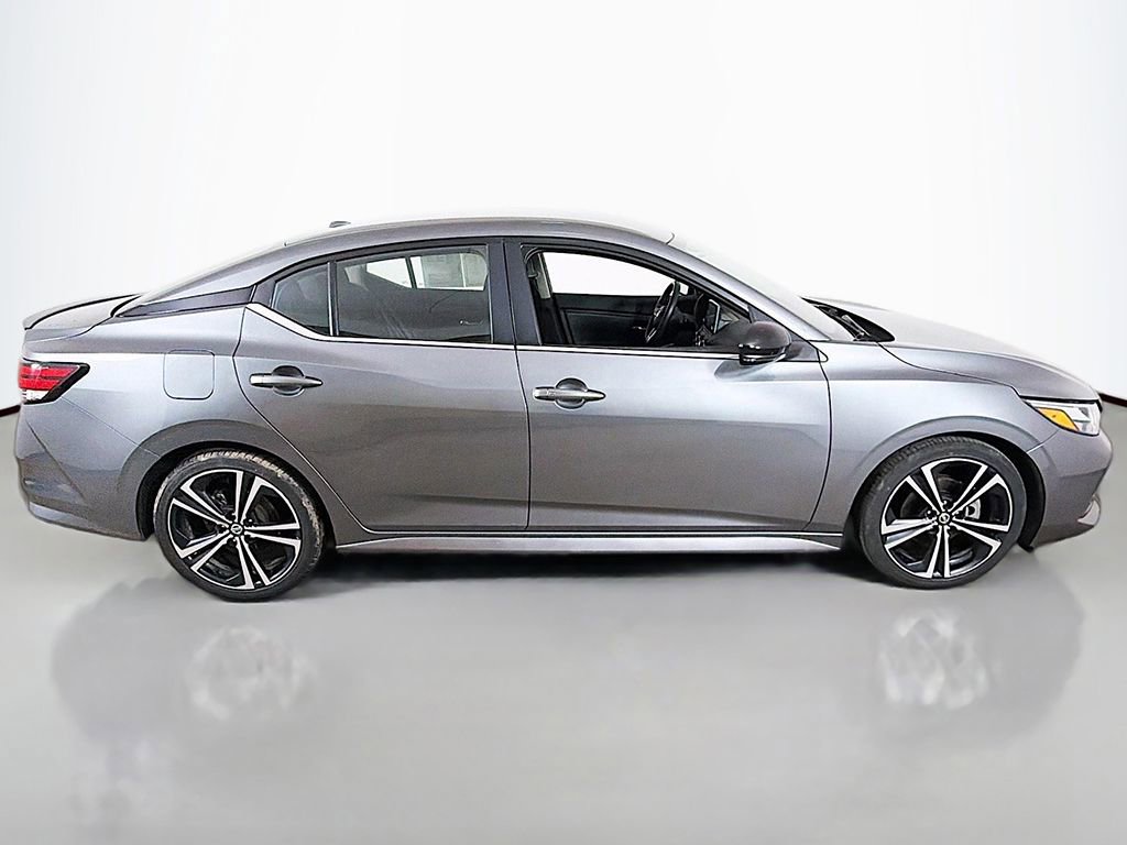 Used 2020 Nissan Sentra SR image 11