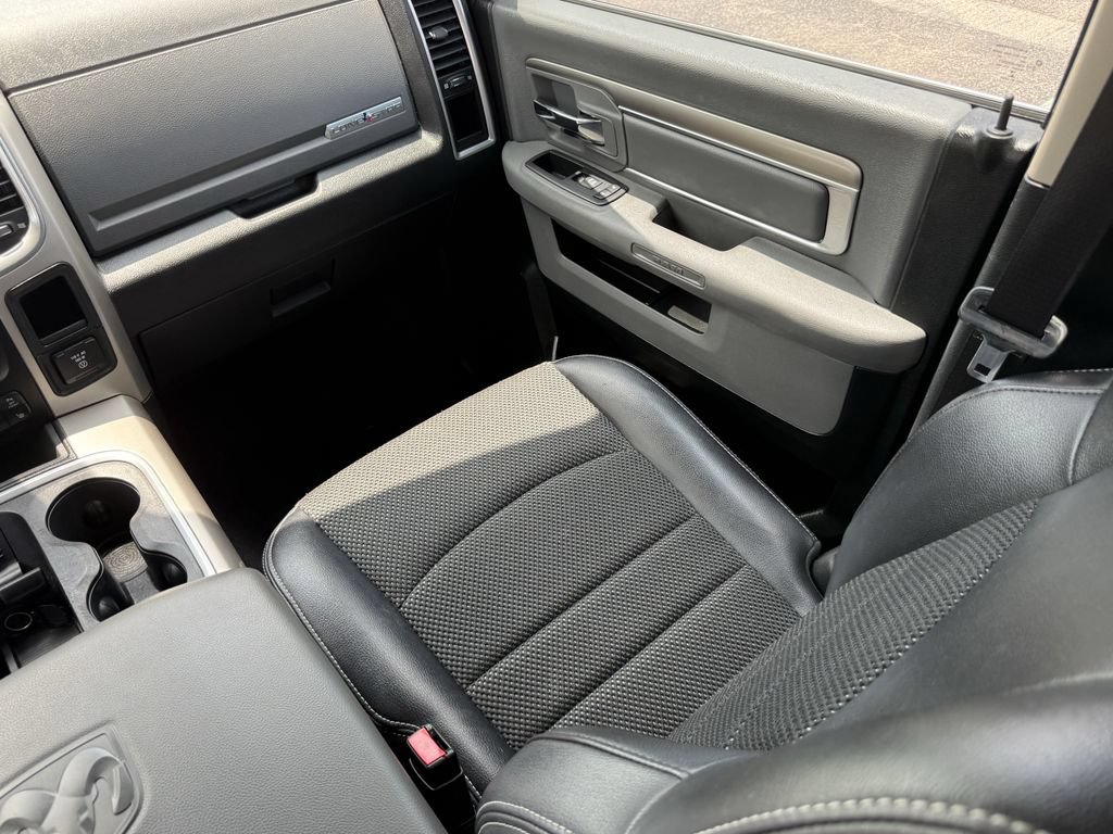 Used 2018 RAM 1500 Lone Star RWD image 27