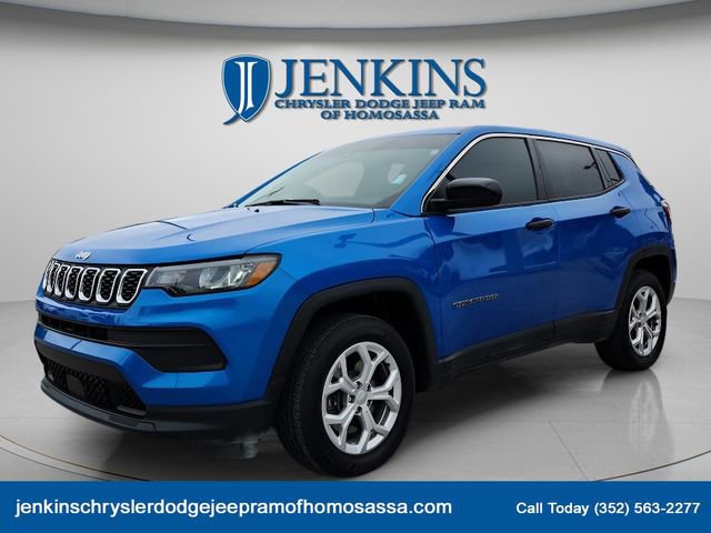 Used 2024 Jeep Compass Sport image 6