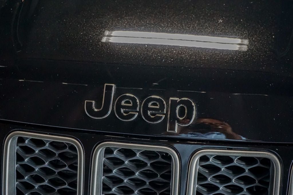 Used 2021 Jeep Grand Cherokee Trackhawk AWD/4WD image 42