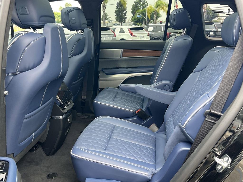 New 2026 Cadillac Vistiq Premium Luxury image 28