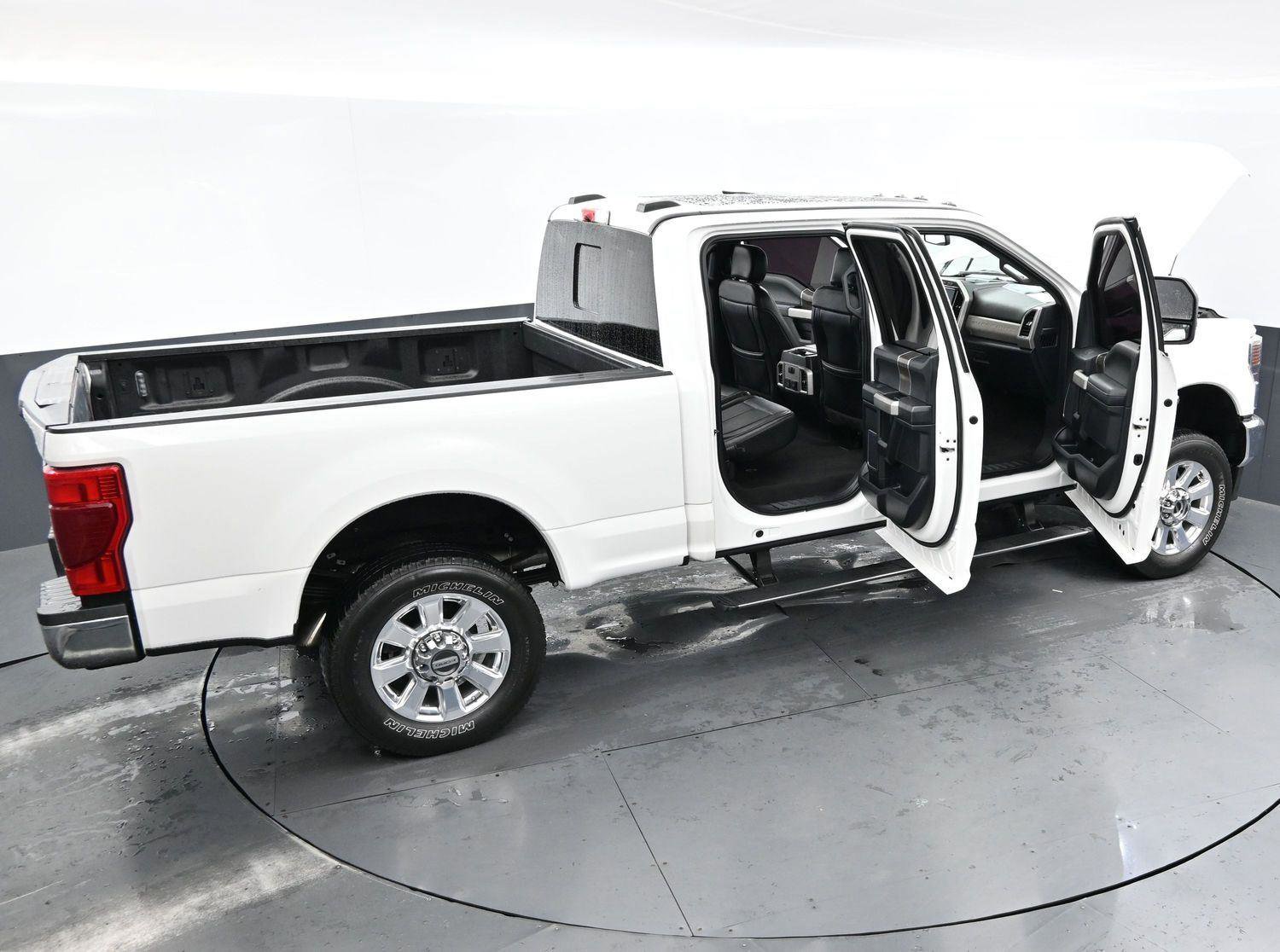 Used 2022 Ford F250 Platinum image 45