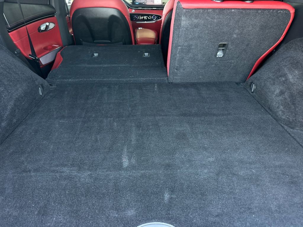 Used 2023 Genesis GV70 2.5T Sport Prestige w/ Sport Prestige Package image 15