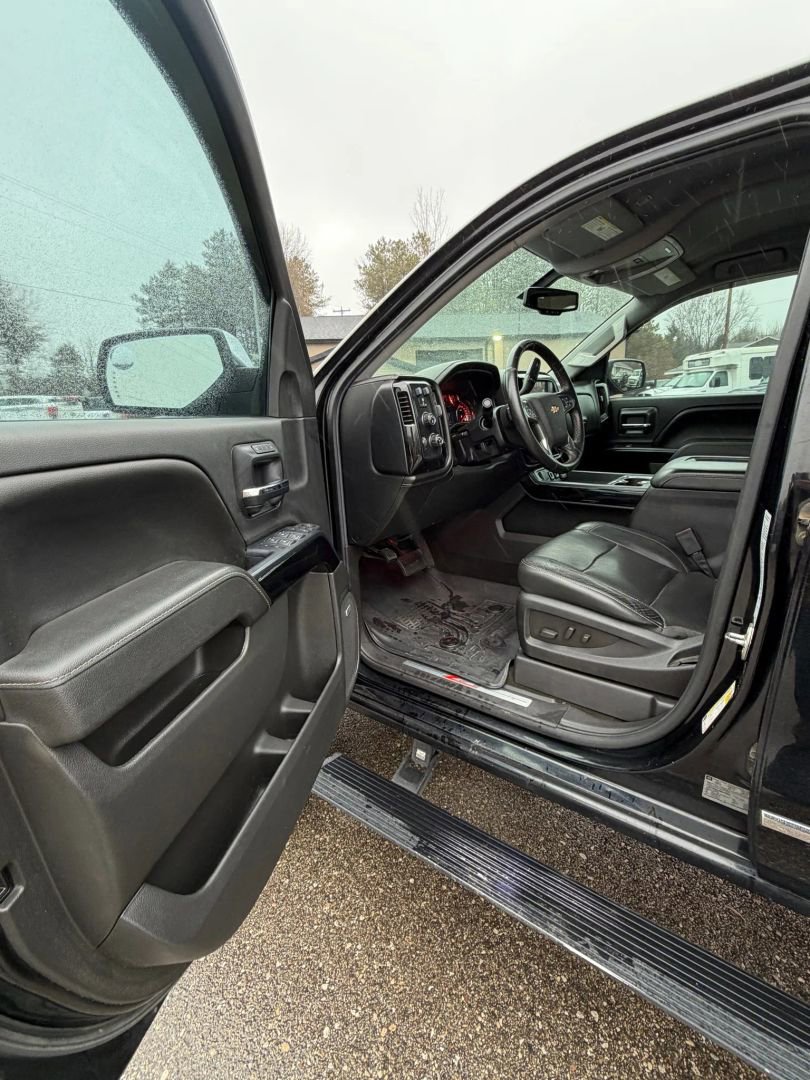 Used 2016 Chevrolet Silverado 1500 LTZ Z71 w/ LTZ Plus Package image 16