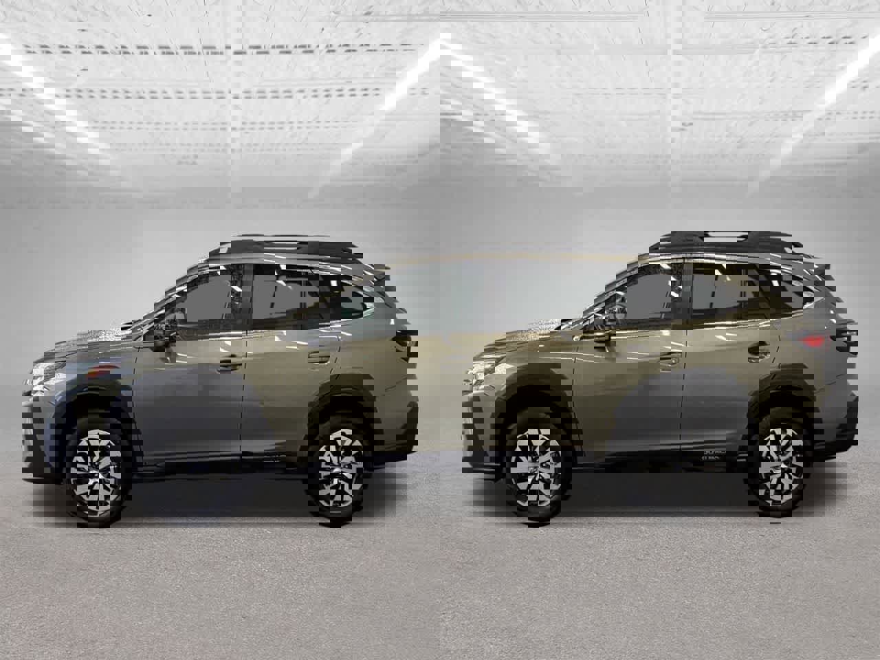 Used 2024 Subaru Outback Premium image 2