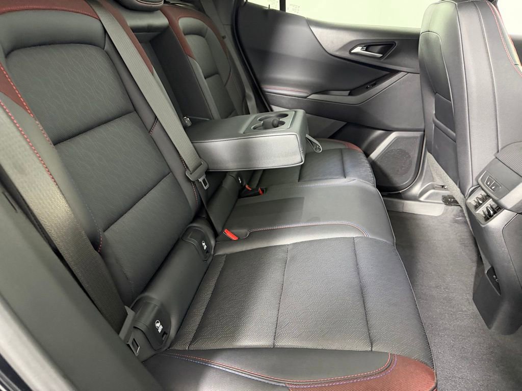 Used 2025 Chevrolet Equinox RS w/ Convenience Package III AWD/4WD image 30