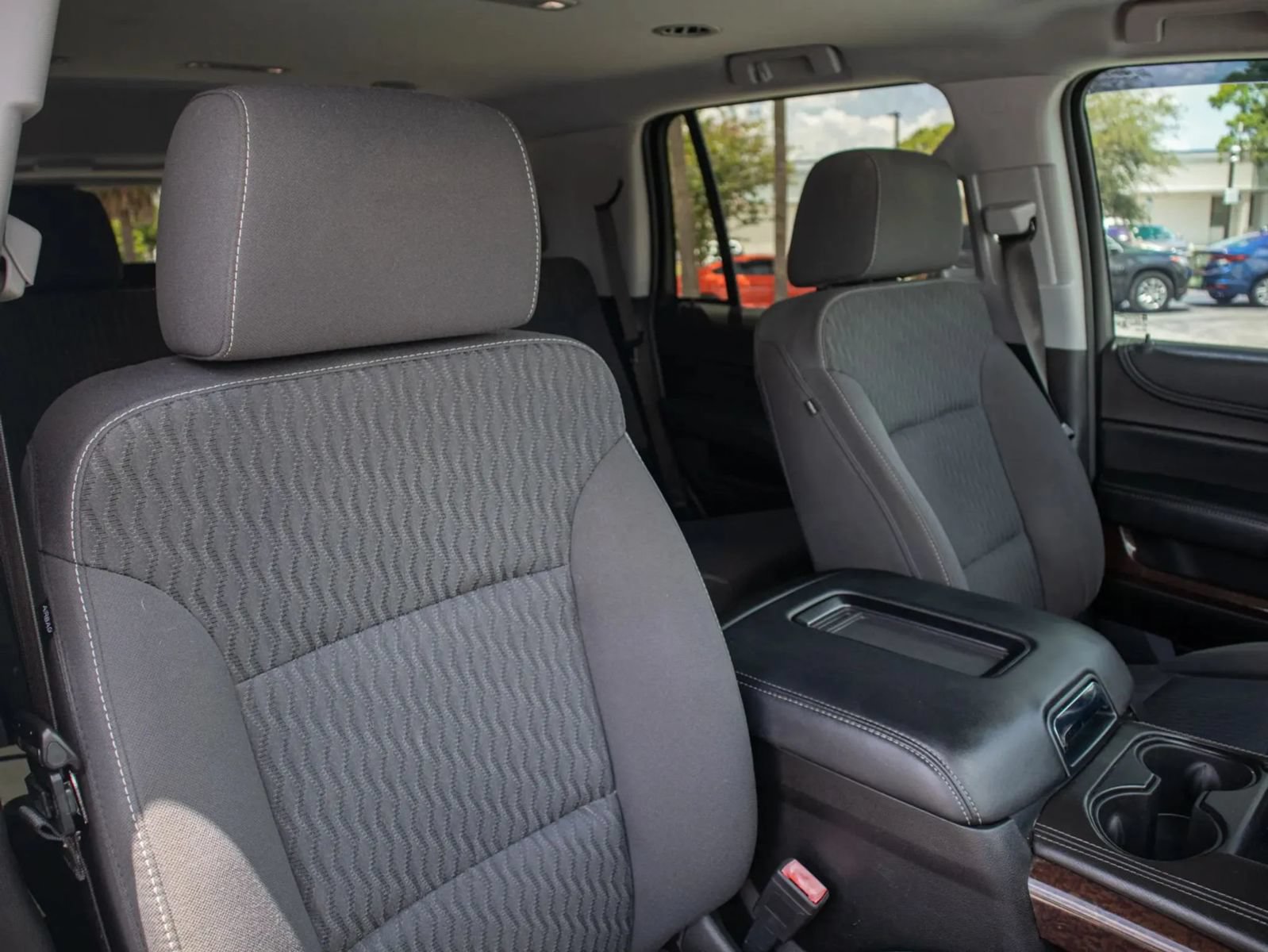 Used 2020 GMC Yukon SLE AWD/4WD image 16