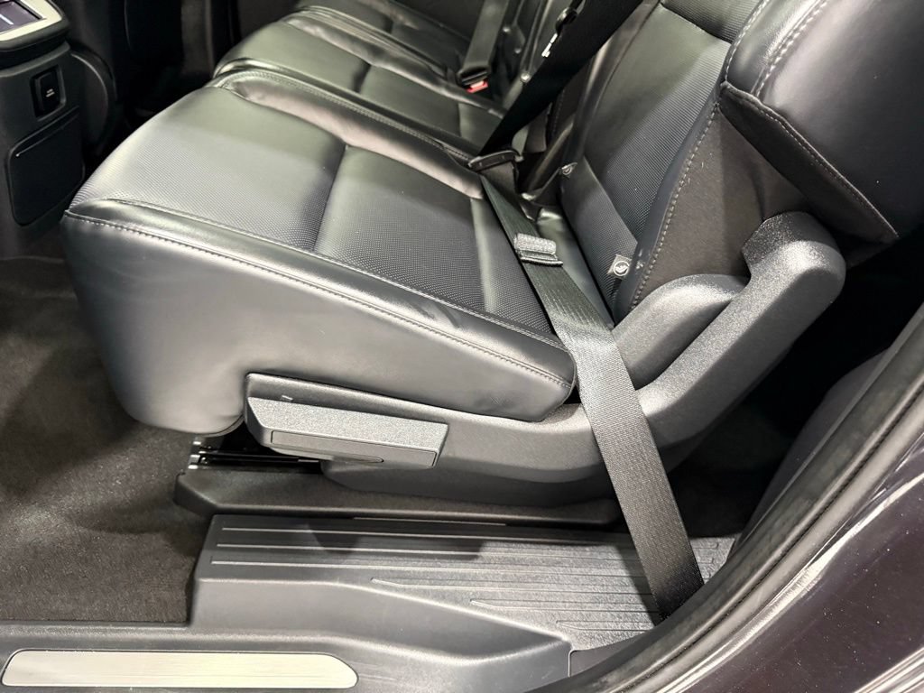 Used 2025 Lincoln Navigator L Reserve AWD/4WD image 25