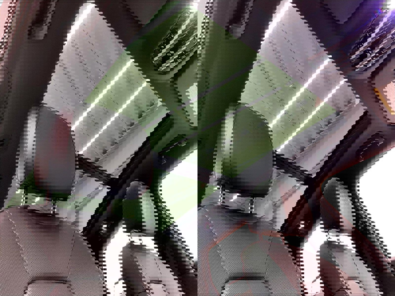 Used 2023 Porsche Cayenne image 26