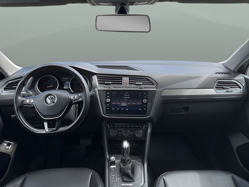 Used 2018 Volkswagen Tiguan SEL image 24
