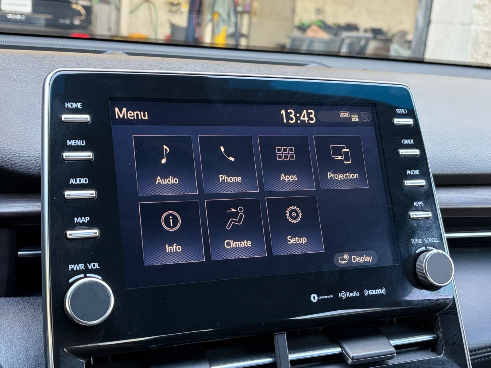 Used 2019 Toyota Avalon XLE w/ Moonroof Package FWD image 20