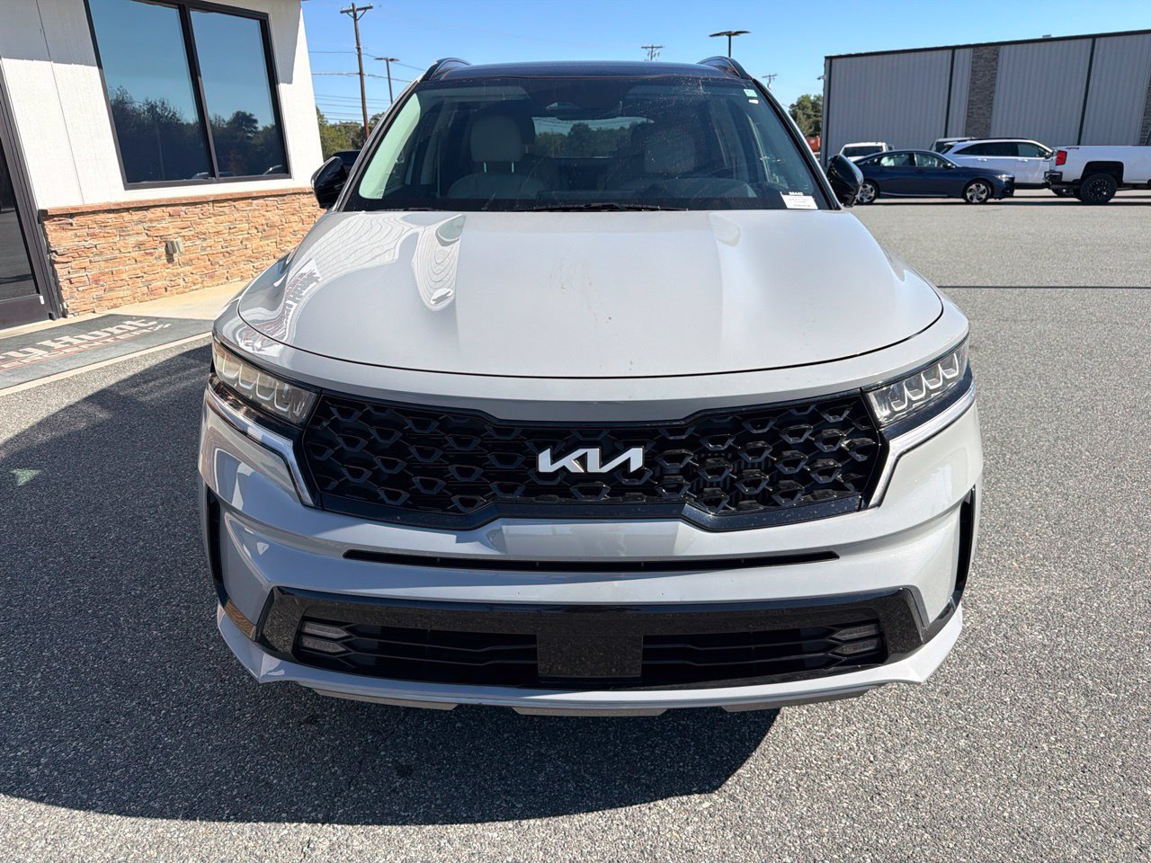 Used 2023 Kia Sorento EX w/ Panoramic Sunroof Package FWD image 12