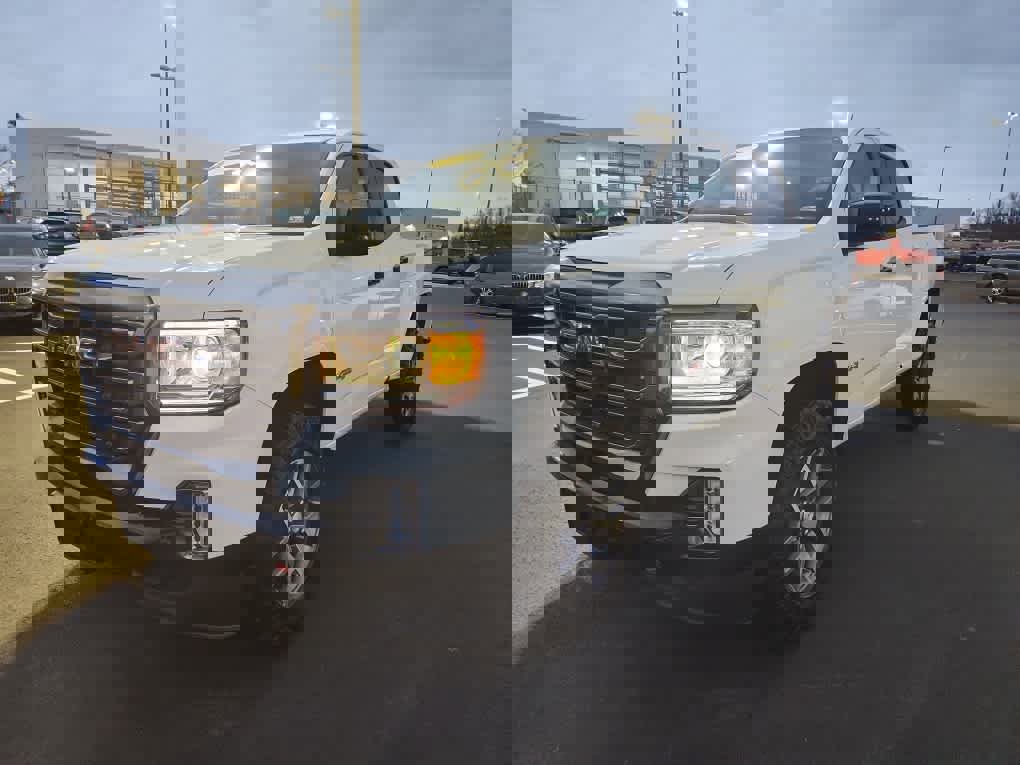 Used 2022 GMC Canyon AT4 w/ Trailering Package image 6