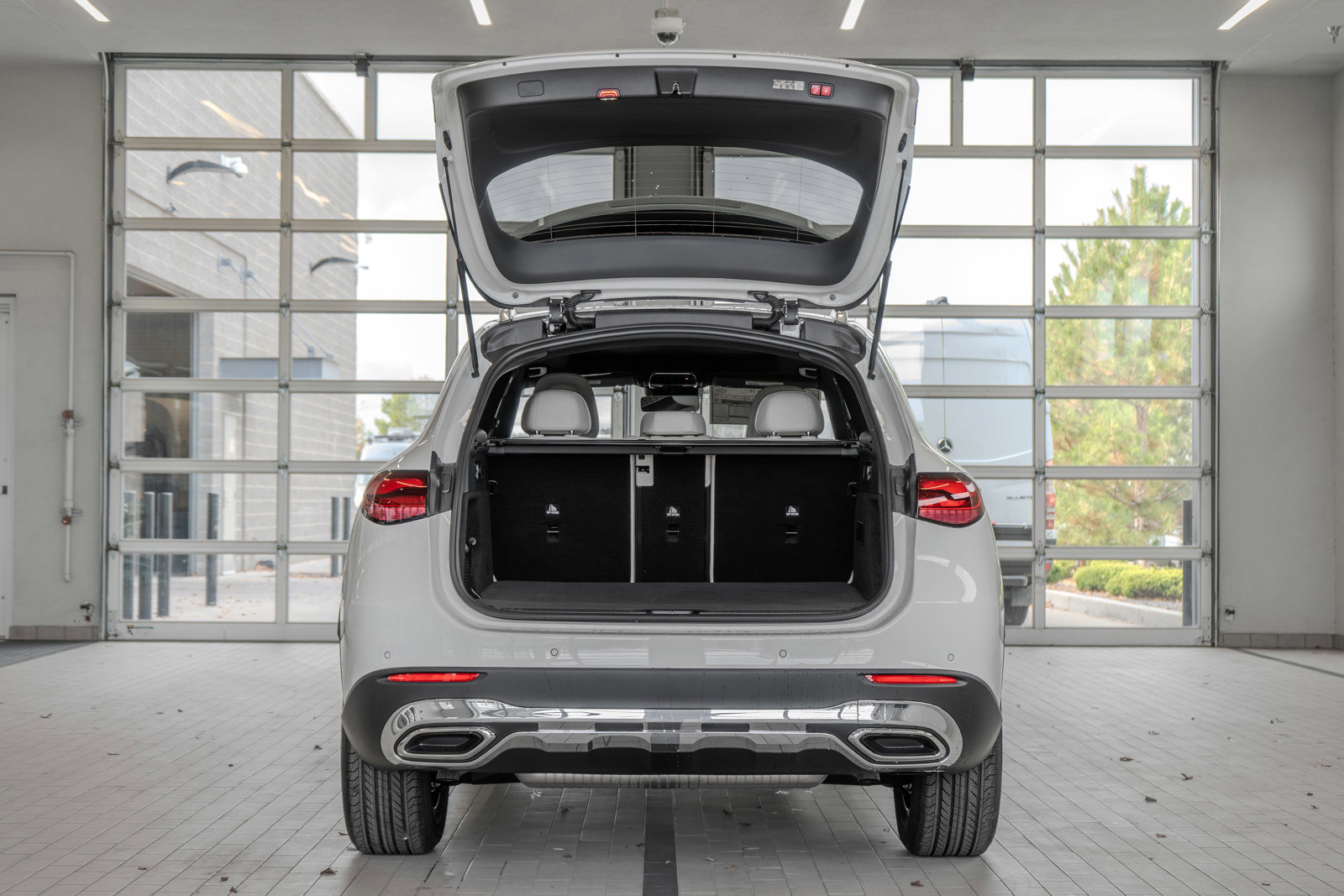 New 2026 Mercedes-Benz GLC 300 4MATIC image 16