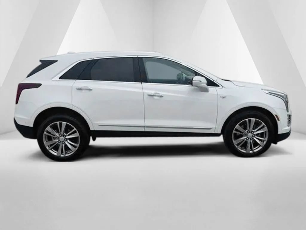 Used 2024 Cadillac XT5 Premium Luxury w/ Platinum Package AWD/4WD image 8