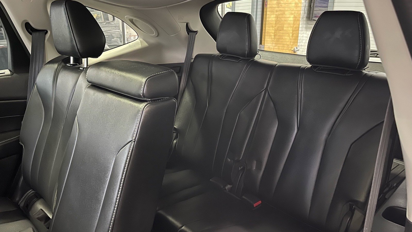 Used 2025 Acura MDX FWD w/ Technology Package image 37
