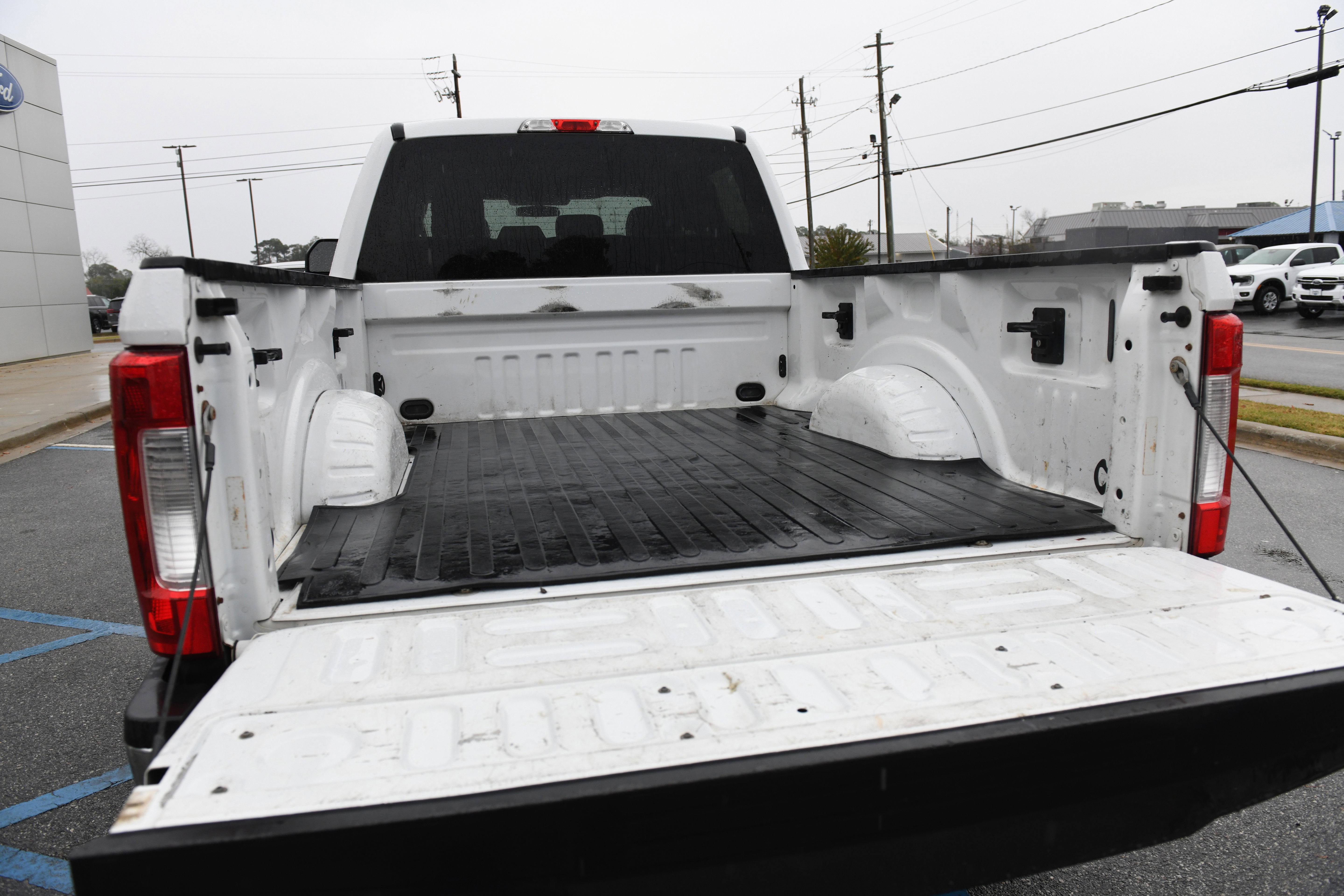 Used 2018 Ford F250 XLT w/ XLT Value Package AWD/4WD image 19