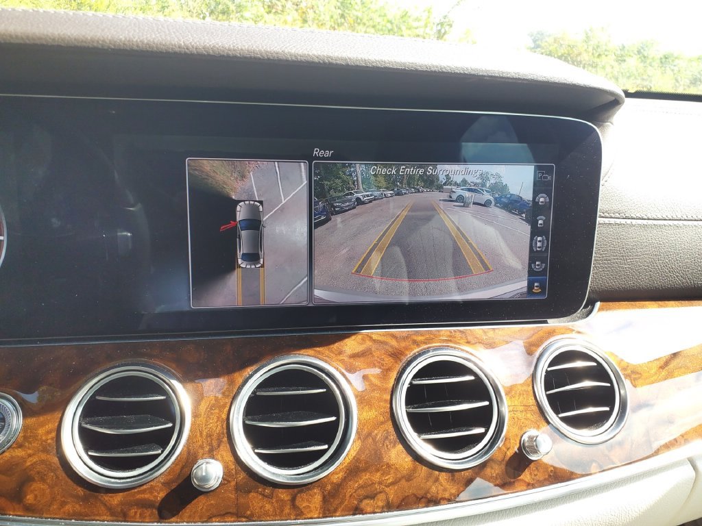 Used 2020 Mercedes-Benz E 350 4MATIC Sedan image 32
