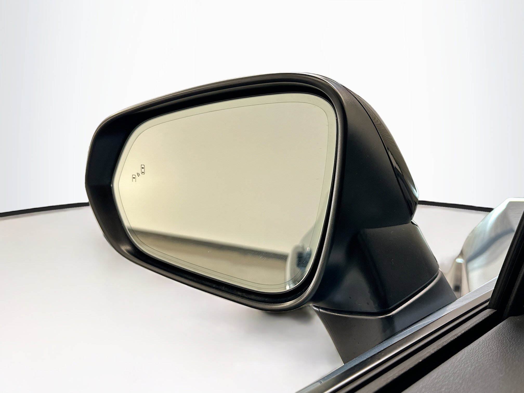 Used 2023 Lexus RZ 450e Premium w/ Accessory Package (2T) image 16