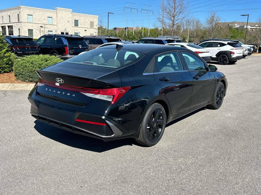 New 2026 Hyundai Elantra SEL Sport image 7